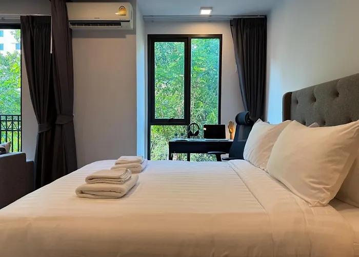 Contemporary Downtown - Ultra Fast Wifi - Bts Asoke Holiday home Bangkok