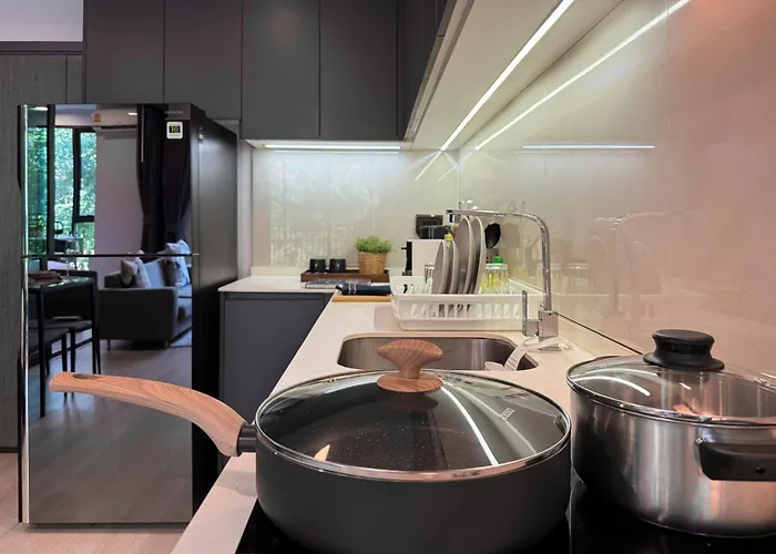 Contemporary Downtown - Ultra Fast Wifi - Bts Asoke Bangkok